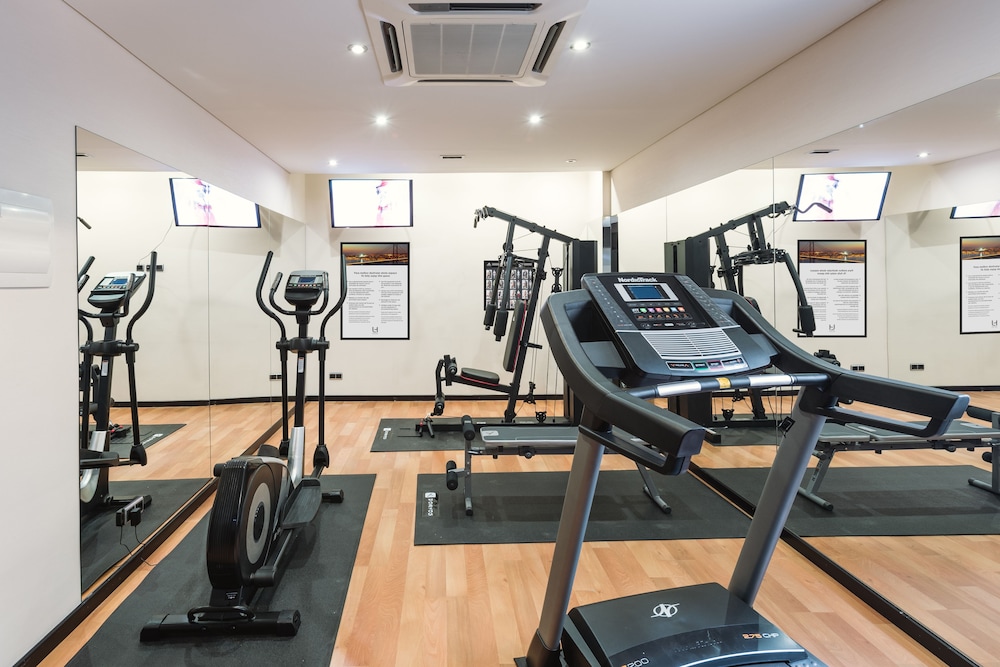 Hotel Lisboa — Sports & recreation in Lisbon, Lisboa