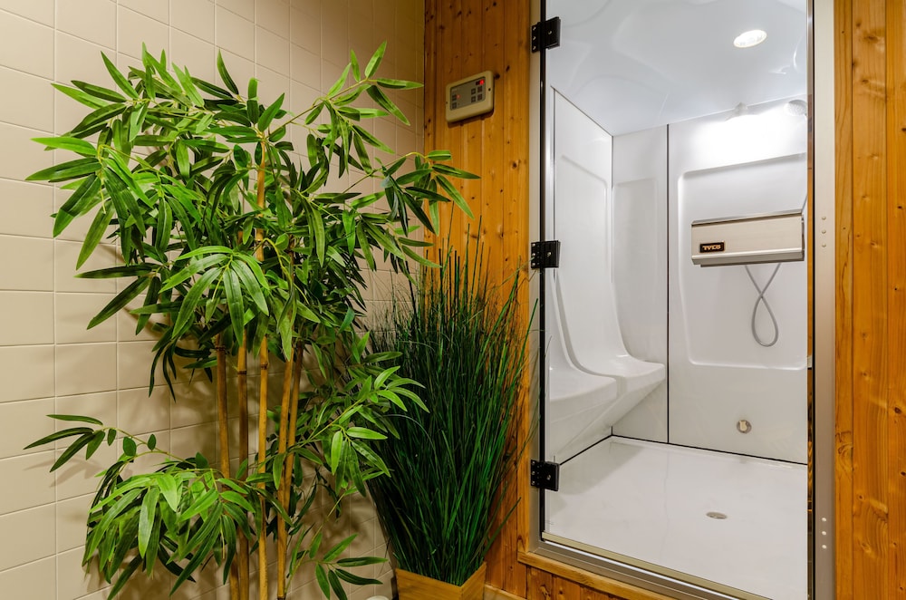 Marques De Pombal Hotel — Hotel rooms in Lisbon, Lisboa