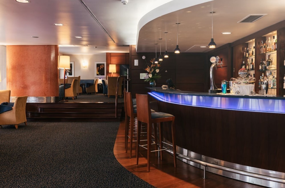Marques De Pombal Hotel — Restaurant & bars in Lisbon, Lisboa
