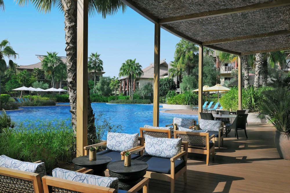 Lapita, Dubai Parks and Resorts, Autograph Collection — Restaurant & bars in Dubai