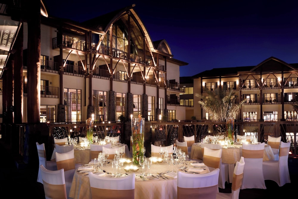 Lapita, Dubai Parks and Resorts, Autograph Collection — Hotel building in Dubai