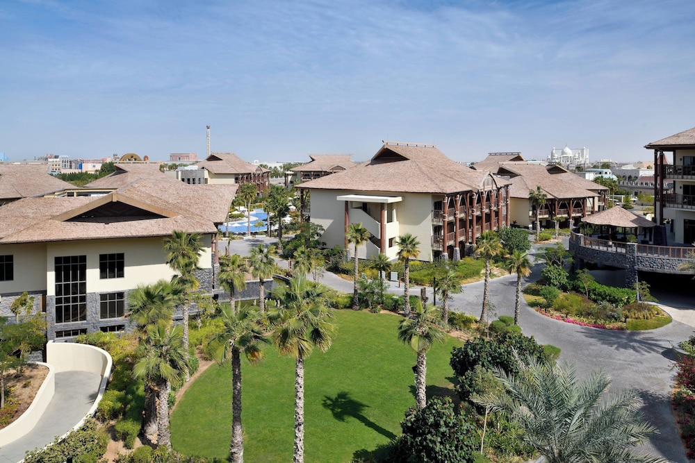 Lapita, Dubai Parks and Resorts, Autograph Collection — Hotel building in Dubai