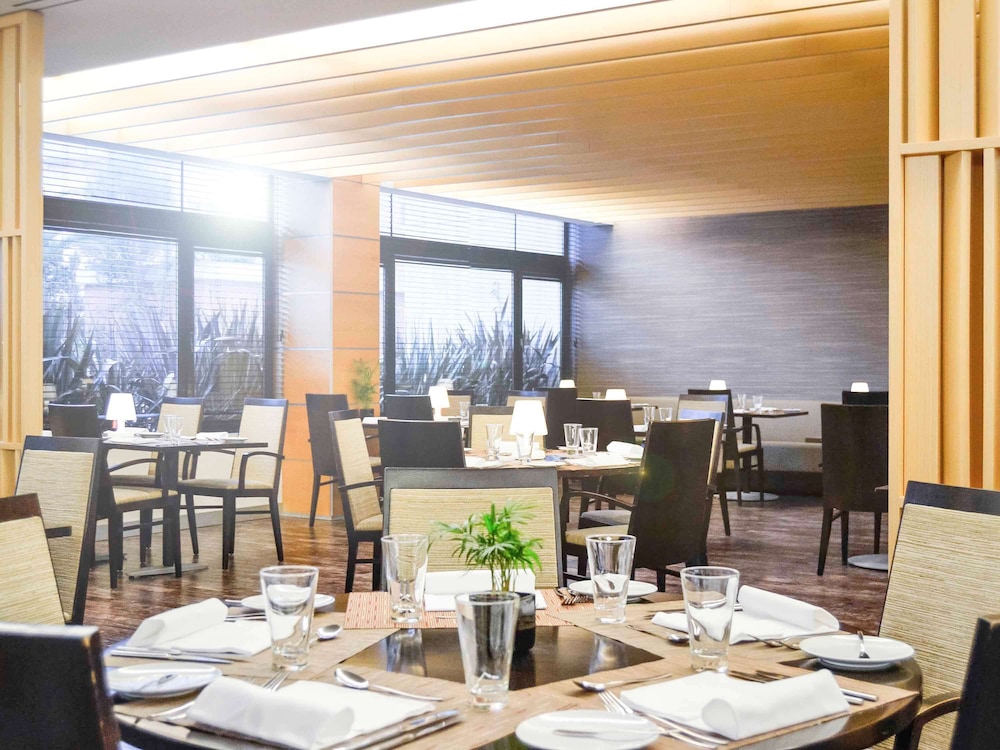 Novotel Lisboa — Restaurant & bars in Lisbon, Lisboa