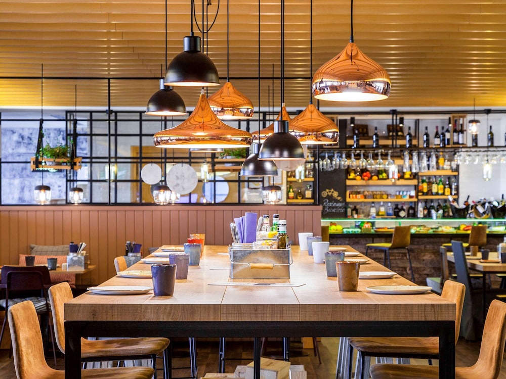 Novotel Lisboa — Restaurant & bars in Lisbon, Lisboa