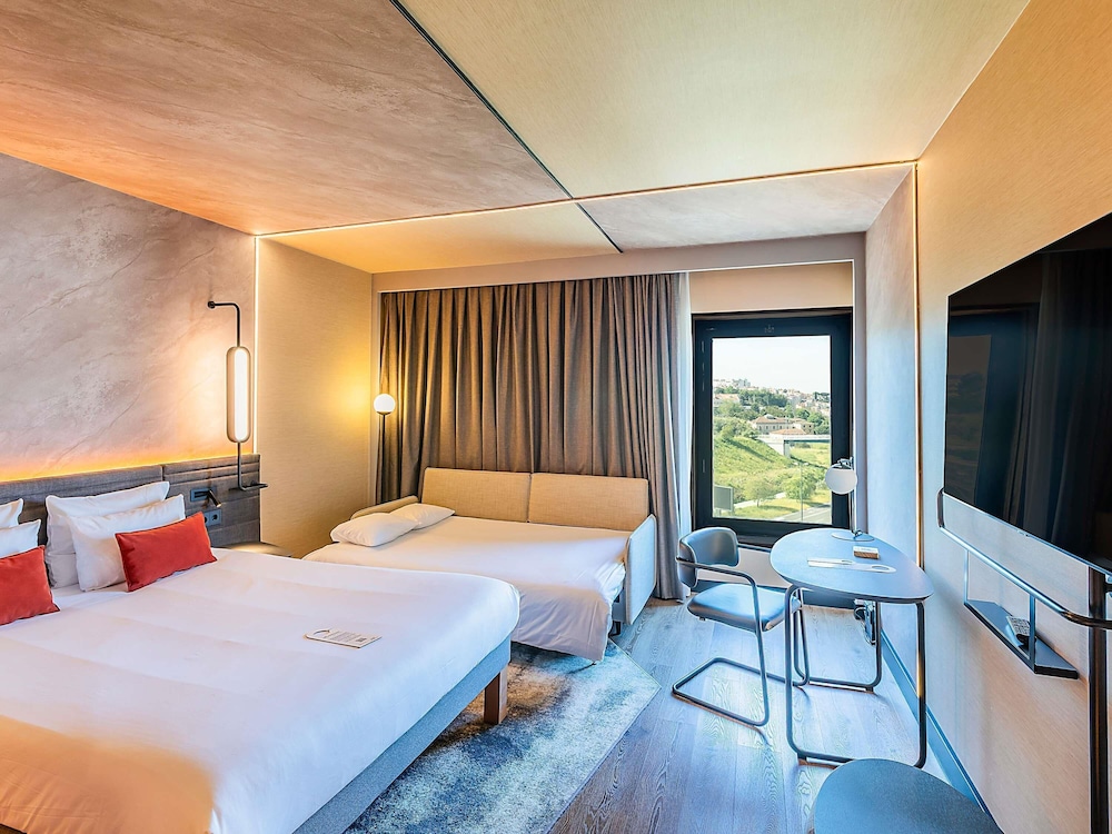 Novotel Lisboa — Hotel rooms in Lisbon, Lisboa