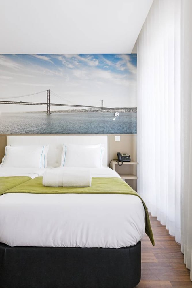 Fenicius Charme Hotel — Hotel rooms in Lisbon, Lisboa