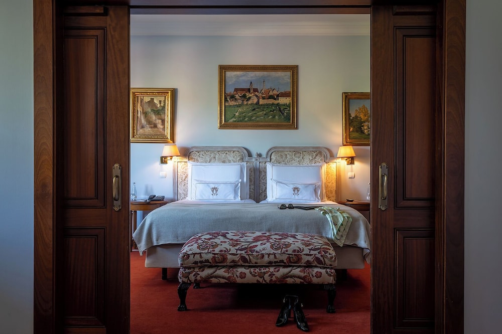 Pestana Palace Lisboa Hotel & National Monument - The Leading Hotels of the World — Hotel rooms in Lisbon, Lisboa