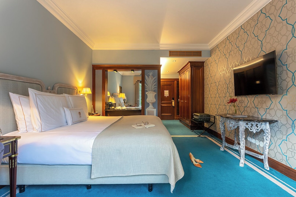Pestana Palace Lisboa Hotel & National Monument - The Leading Hotels of the World — Hotel rooms in Lisbon, Lisboa