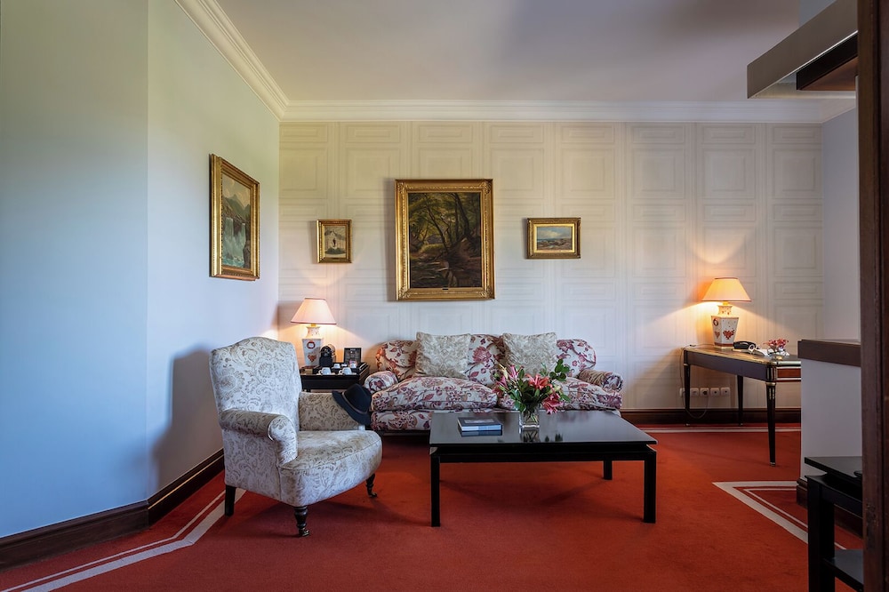 Pestana Palace Lisboa Hotel & National Monument - The Leading Hotels of the World — Hotel rooms in Lisbon, Lisboa