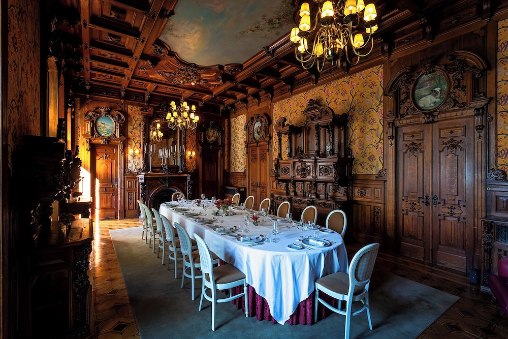 Pestana Palace Lisboa Hotel & National Monument - The Leading Hotels of the World — Restaurant & bars in Lisbon, Lisboa