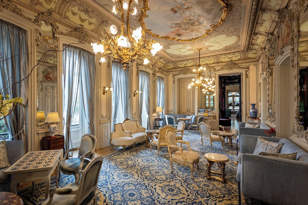 Pestana Palace Lisboa Hotel & National Monument - The Leading Hotels of the World — Hotel building in Lisbon, Lisboa