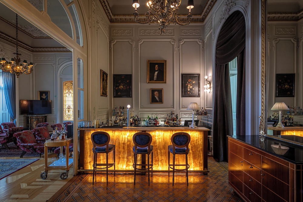Pestana Palace Lisboa Hotel & National Monument - The Leading Hotels of the World — Restaurant & bars in Lisbon, Lisboa