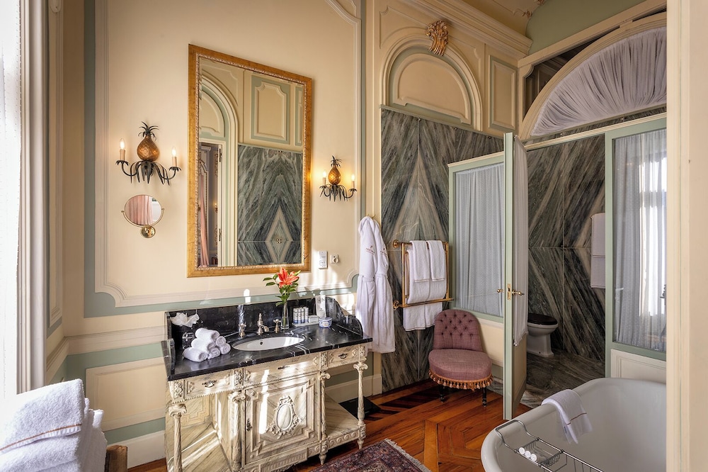 Pestana Palace Lisboa Hotel & National Monument - The Leading Hotels of the World — Hotel rooms in Lisbon, Lisboa