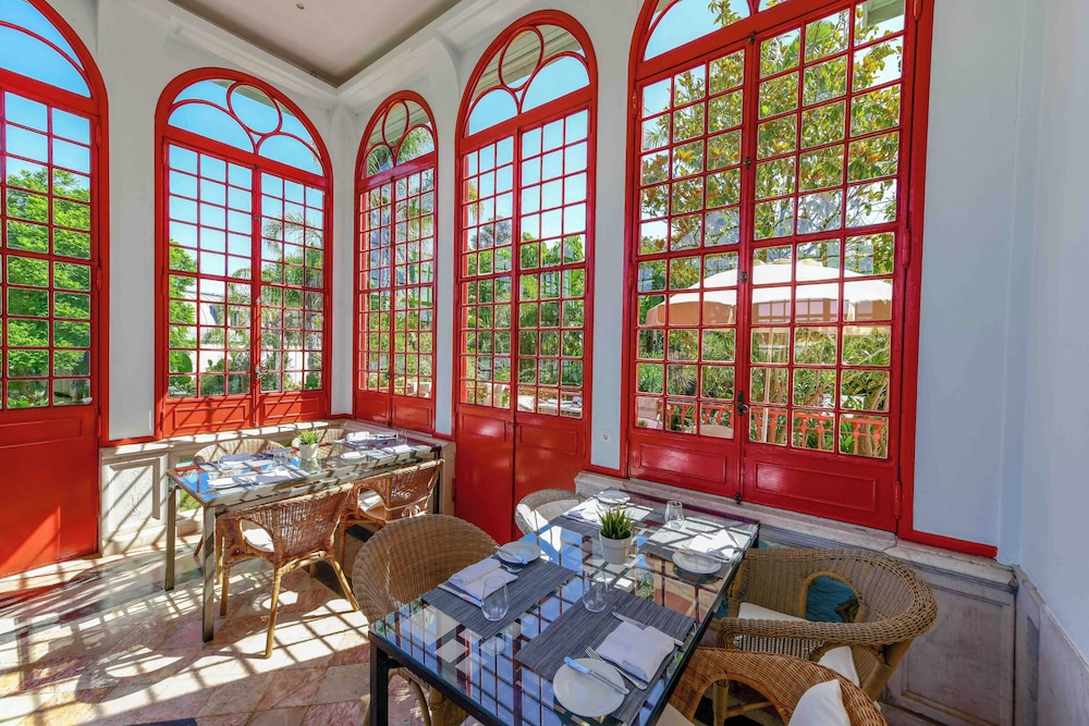 Pestana Palace Lisboa Hotel & National Monument - The Leading Hotels of the World — Restaurant & bars in Lisbon, Lisboa