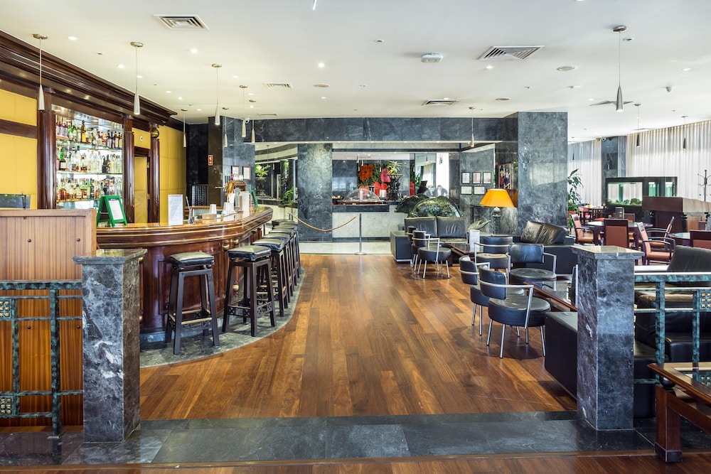 Radisson Blu Hotel — Restaurant & bars in Lisbon, Lisboa