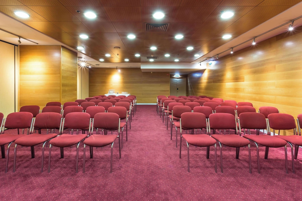 Radisson Blu Hotel — Hotel building in Lisbon, Lisboa