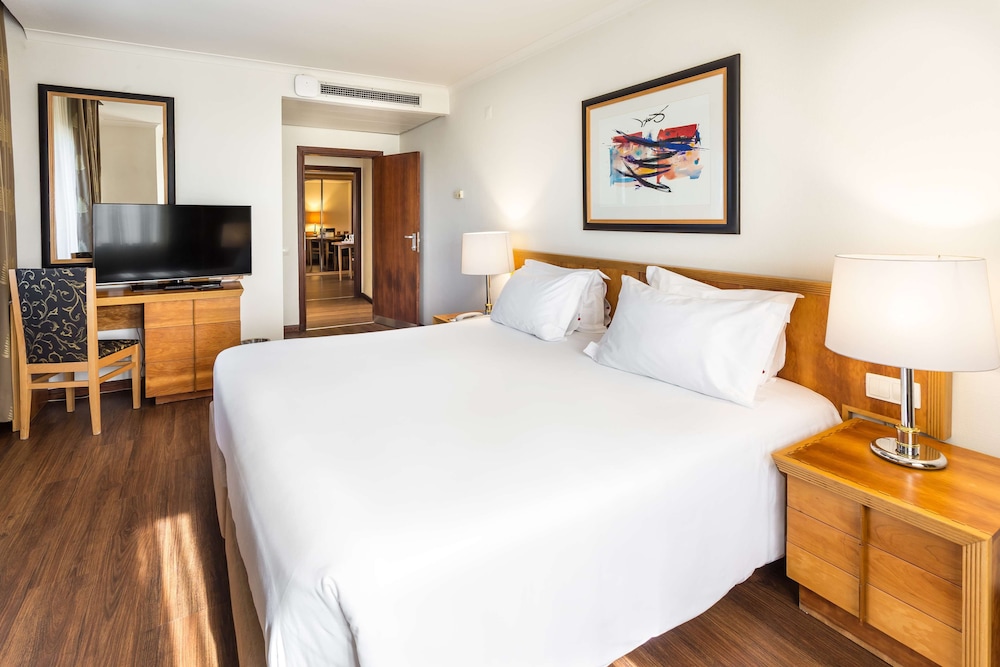 Radisson Blu Hotel — Hotel rooms in Lisbon, Lisboa