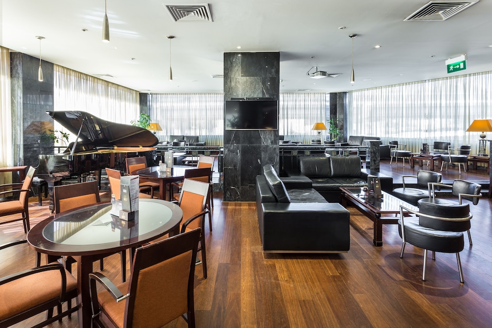 Radisson Blu Hotel — Restaurant & bars in Lisbon, Lisboa