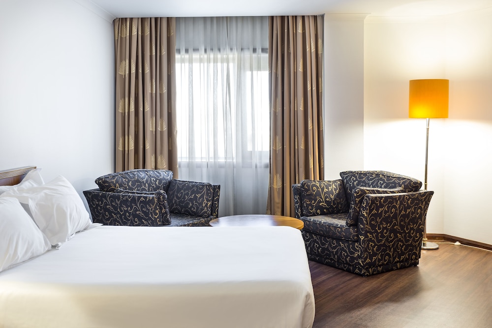 Radisson Blu Hotel — Hotel rooms in Lisbon, Lisboa