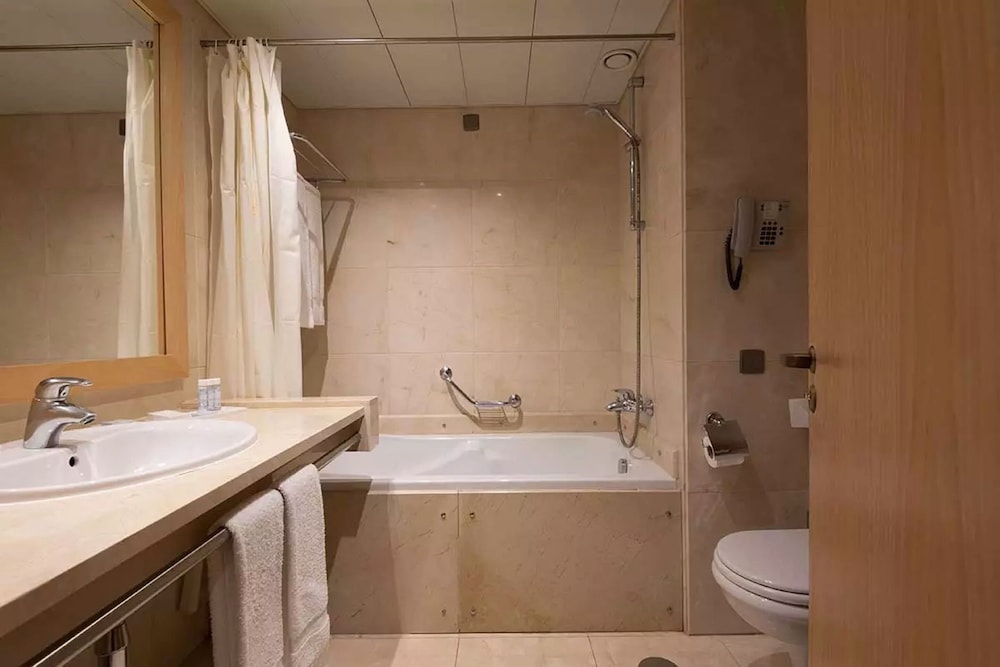 Hotel Real Palacio — Hotel rooms in Lisbon, Lisboa