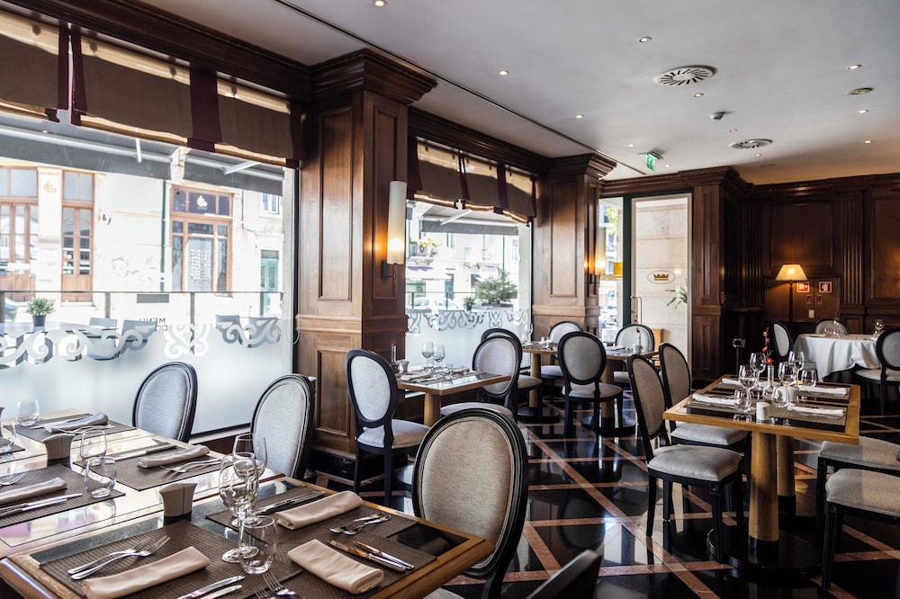 Hotel Real Palacio — Restaurant & bars in Lisbon, Lisboa