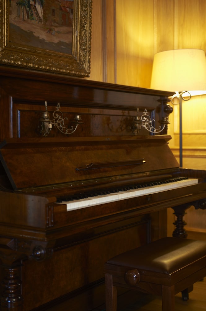 Hotel Real Palacio — Hotel rooms in Lisbon, Lisboa