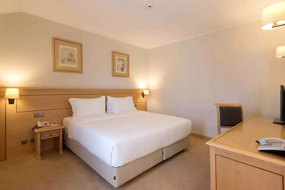Hotel Real Palacio — Hotel rooms in Lisbon, Lisboa
