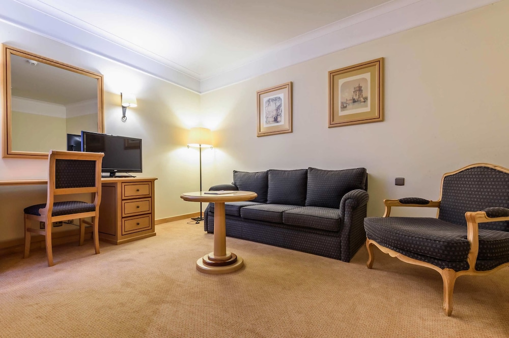 Hotel Real Palacio — Hotel rooms in Lisbon, Lisboa