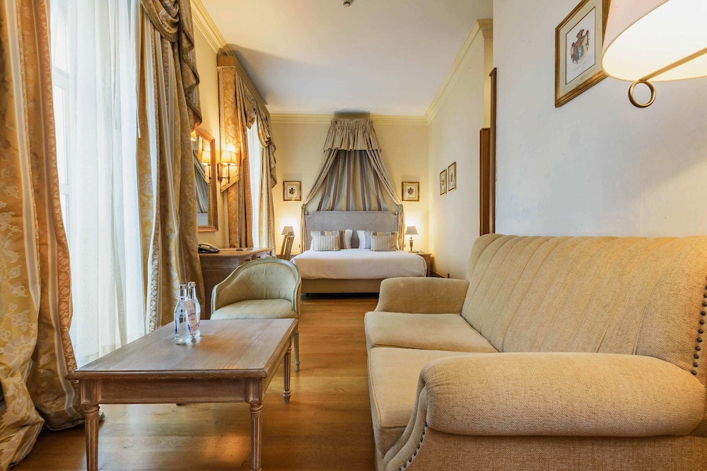 Hotel Real Palacio — Hotel rooms in Lisbon, Lisboa