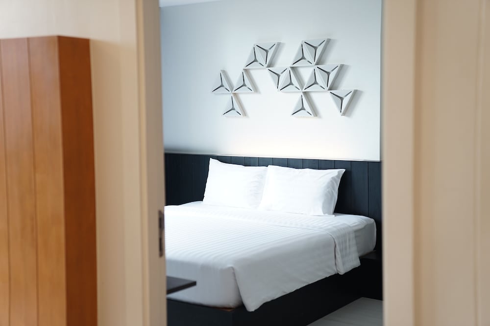 130 Hotel & Residence Bangkok — Hotel rooms in Bangkok, Bangkok