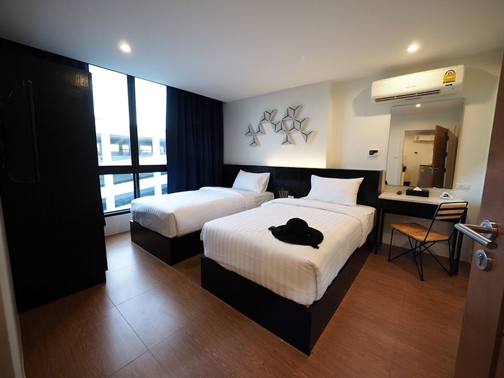 130 Hotel & Residence Bangkok — Hotel rooms in Bangkok, Bangkok