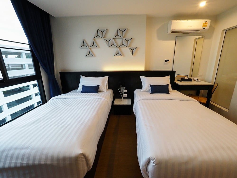 130 Hotel & Residence Bangkok — Hotel rooms in Bangkok, Bangkok