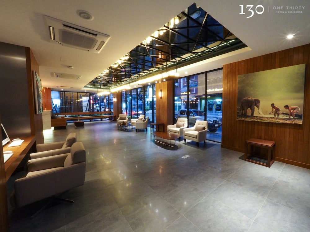130 Hotel & Residence Bangkok — Hotel building in Bangkok, Bangkok