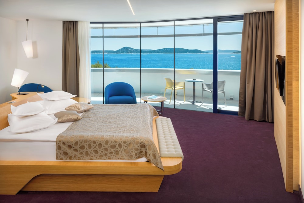 Hotel Olympia Sky — Hotel rooms in Vodice, Šibenik-Knin