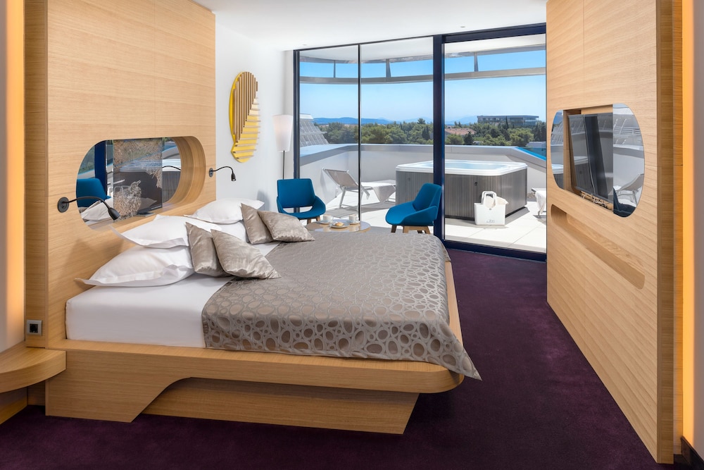 Hotel Olympia Sky — Hotel rooms in Vodice, Šibenik-Knin