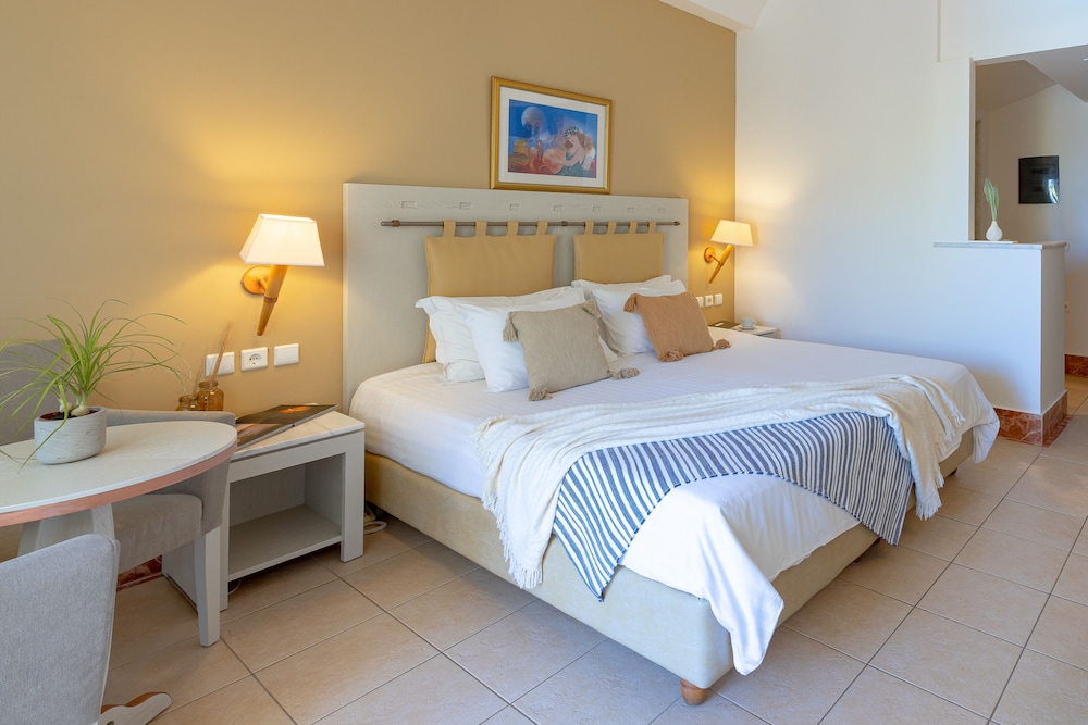 Giannoulis Santa Marina Plaza - Adults Only — Hotel rooms in Chania