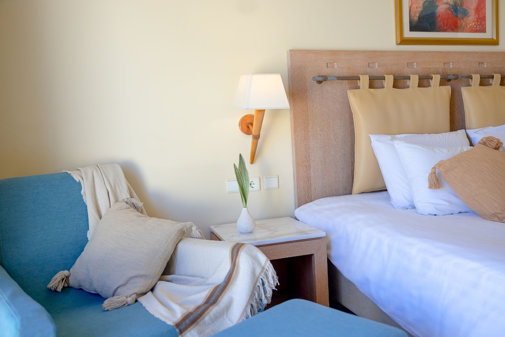Giannoulis Santa Marina Plaza - Adults Only — Hotel rooms in Chania