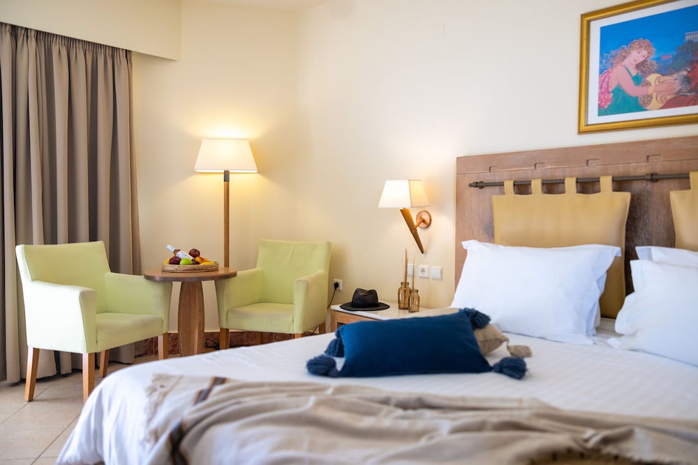 Giannoulis Santa Marina Plaza - Adults Only — Hotel rooms in Chania