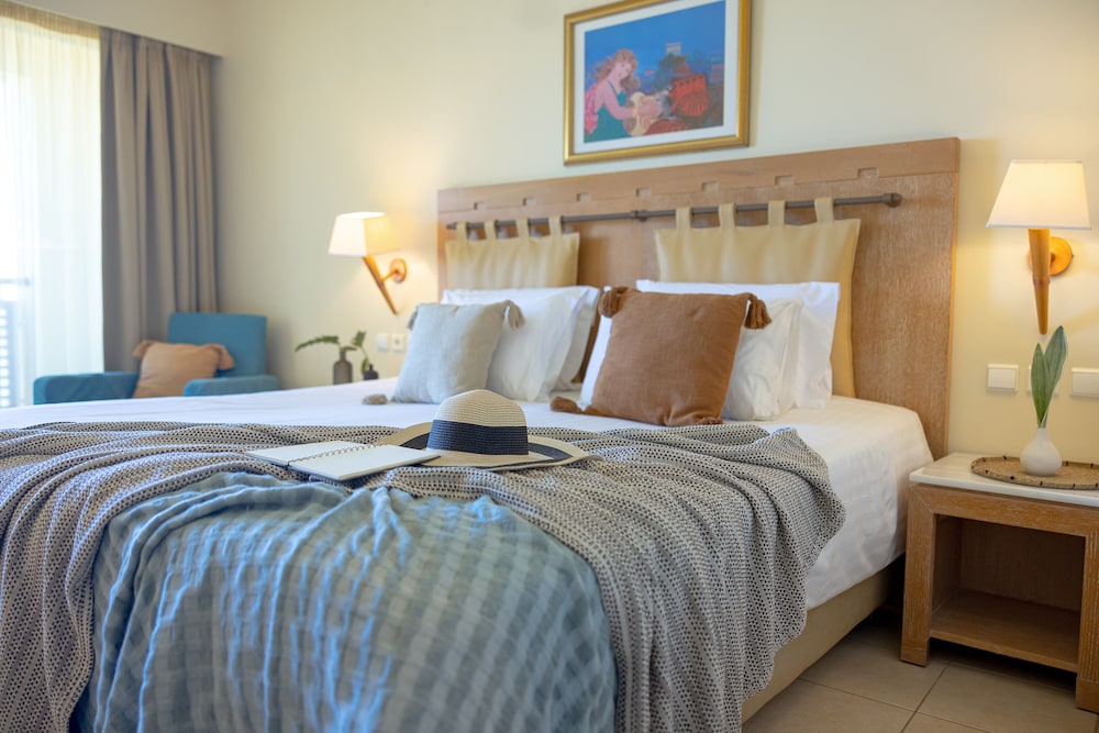 Giannoulis Santa Marina Plaza - Adults Only — Hotel rooms in Chania