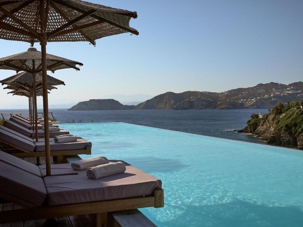 Seaside A Lifestyle Resort All Inclusive — Rooms in Lygaria