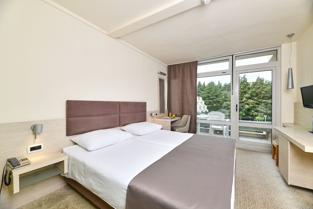 Hotel Mediteran Plava Laguna — Hotel rooms in Poreč, Istria
