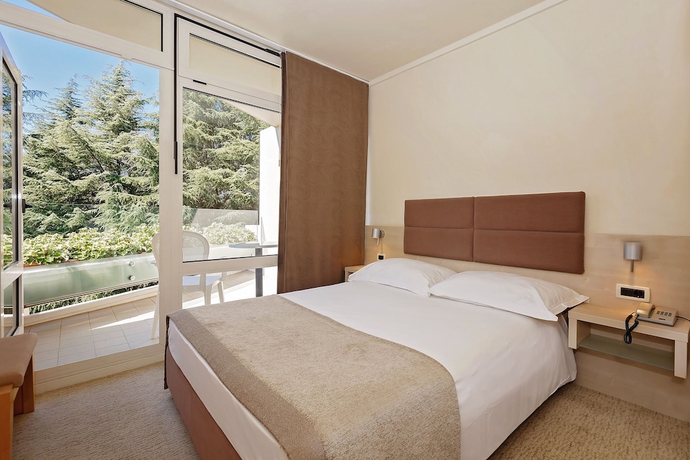 Hotel Mediteran Plava Laguna — Hotel rooms in Poreč, Istria