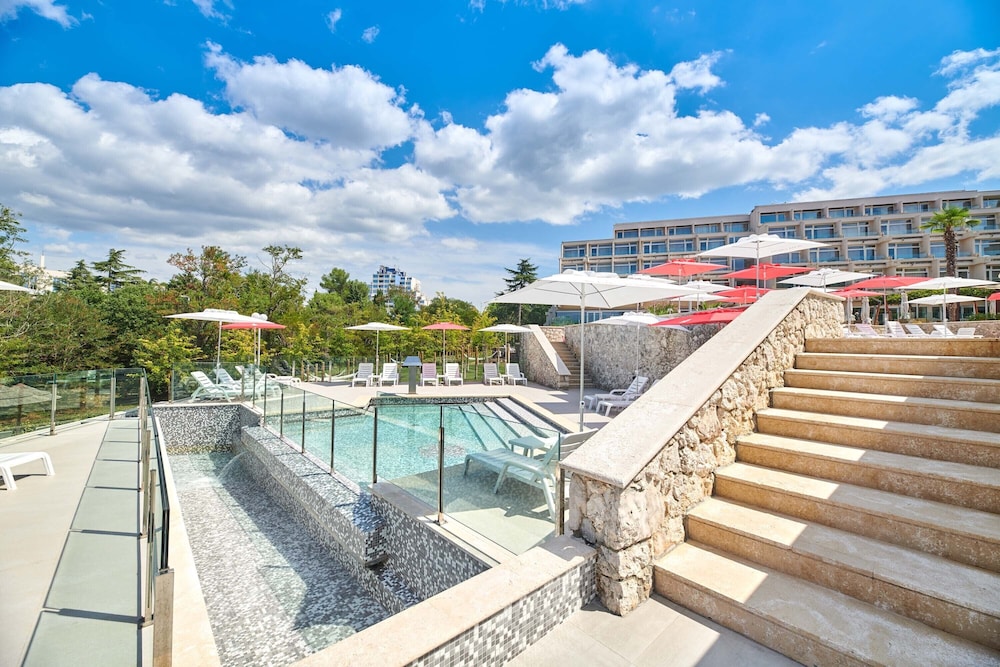 Hotel Mediteran Plava Laguna — Swimming pool in Poreč, Istria