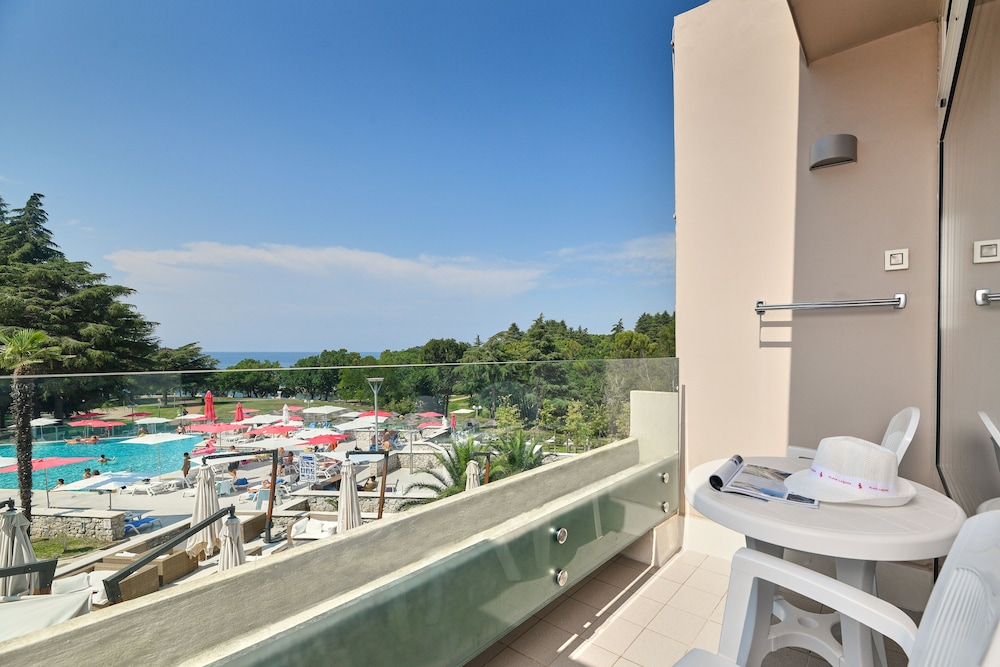 Hotel Mediteran Plava Laguna — Hotel rooms in Poreč, Istria