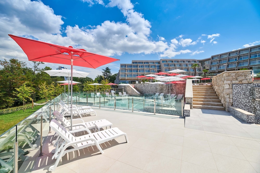 Hotel Mediteran Plava Laguna — Swimming pool in Poreč, Istria