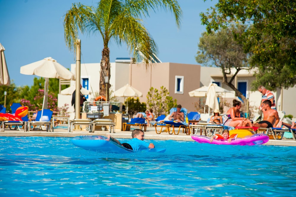 Sirios Village Hotel & Bungalows - All Inclusive — Swimming pool in Chania