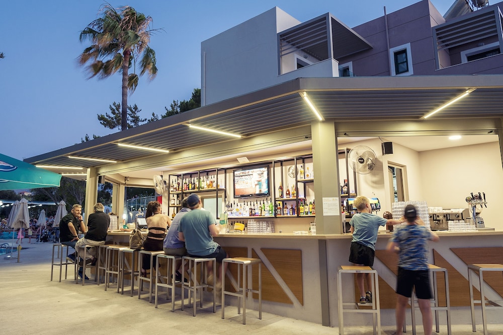Sirios Village Hotel & Bungalows - All Inclusive — Restaurant & bars in Chania