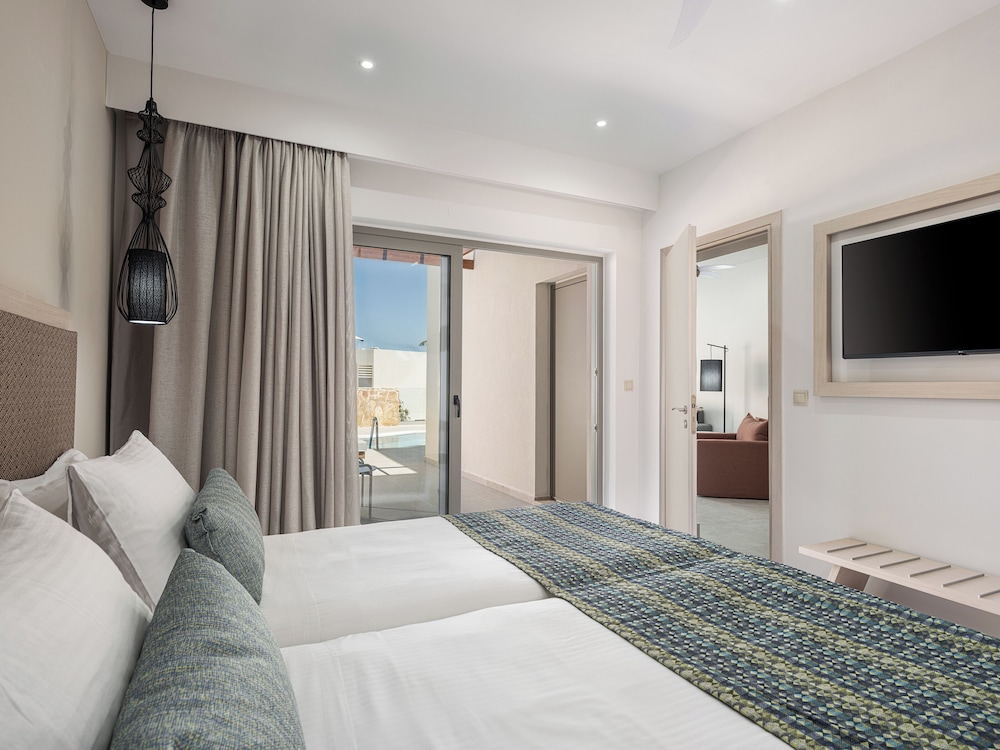 Sirios Village Hotel & Bungalows - All Inclusive — Hotel rooms in Chania