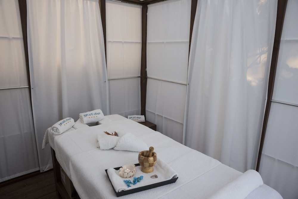 Sirios Village Hotel & Bungalows - All Inclusive — Spa in Chania