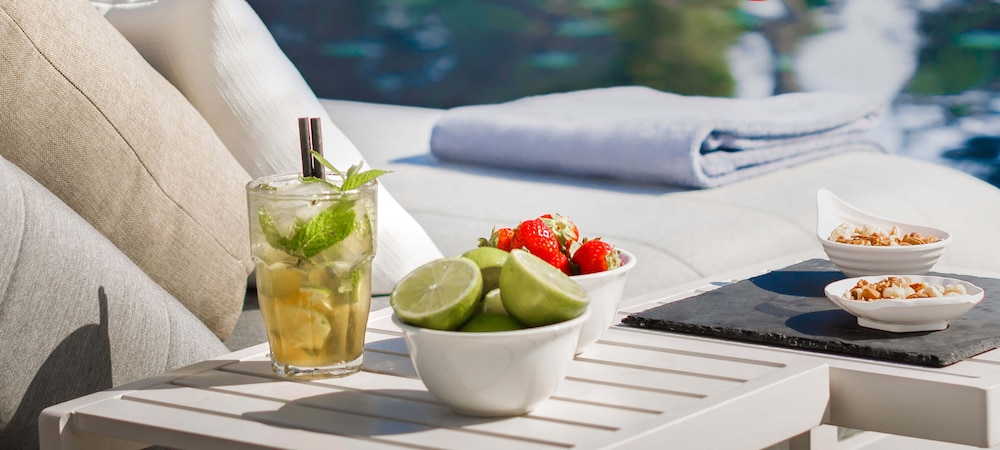 Valamar Meteor Hotel — Swimming pool in Makarska, Split-Dalmatia